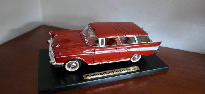Road Tough 1:18 - Modelauto - Chevrolet Nomad 1957, Hobby en Vrije tijd, Modelauto's | 1:5 tot 1:12