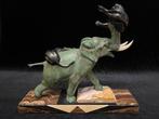 I. Rochard - Sculpture, Tigers attacking an elephant - 41 cm, Antiquités & Art