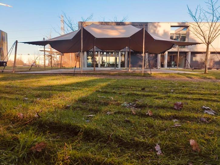 Huur, koop of huurkoop een stretch tent =Stretch your party=, Tuin en Terras, Partytenten, 6 meter of meer, 8 meter of meer, Opvouwbaar