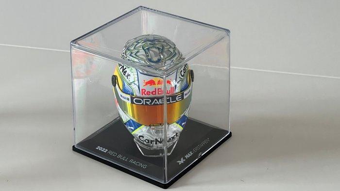 Schuberth 1:4 - Model raceauto - Max Verstappen helm -, Hobby en Vrije tijd, Modelauto's | 1:5 tot 1:12