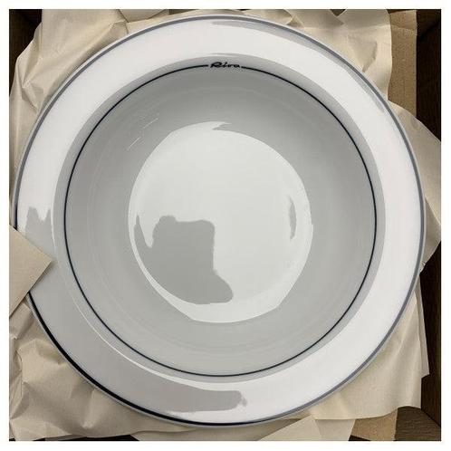 Bieden: Riva Marine Grade Porcelain Soup Plate 21.5 cm  Du, Huis en Inrichting, Keuken | Servies, Ophalen of Verzenden