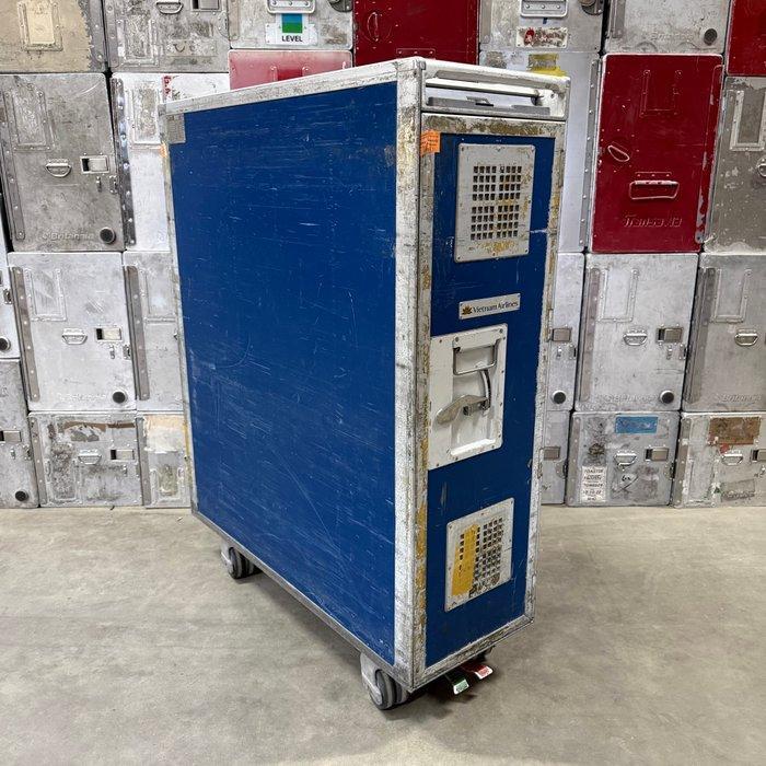 Driessen Zodiac - Trolleys van luchtvaartmaatschappijen -, Antiquités & Art, Antiquités | Assiettes décoratives & Carrelages