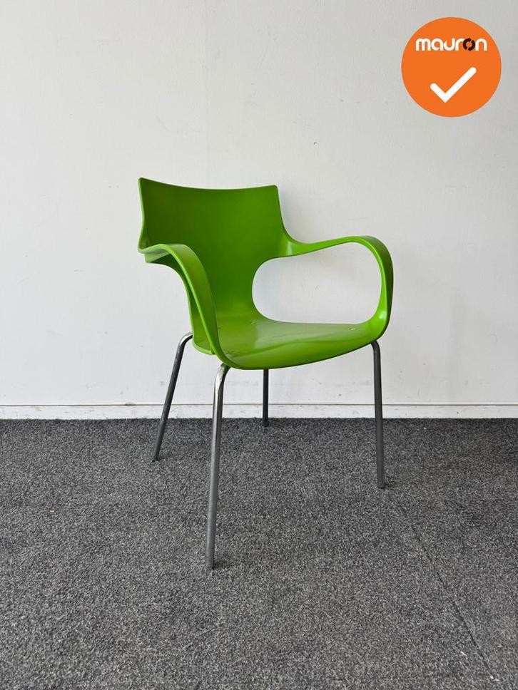 Design Vergaderstoel ACTA - Groen kunststof - Zilvergrijs on, Articles professionnels, Aménagement de Bureau & Magasin | Mobilier de bureau & Aménagement