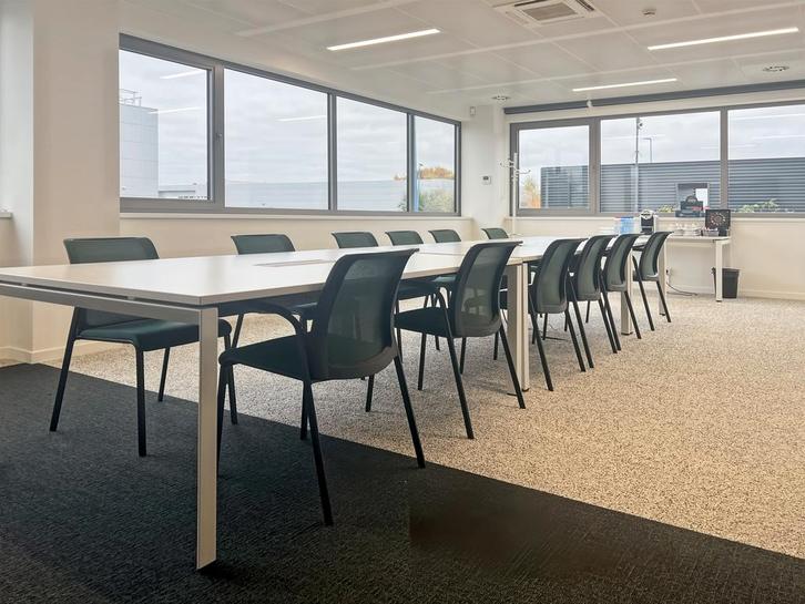 Espace de bureau pour 10 pers. à Louvain-La-Neuve, Axis Parc, Articles professionnels, Immobilier d'entreprise