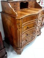 Commode - Walnoot, hard hout - Dressoir met verhoogde rand