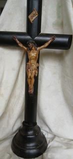 Croix - Bois, Zamak - 1850-1900 - Croix en relief du 19e, Antiek en Kunst