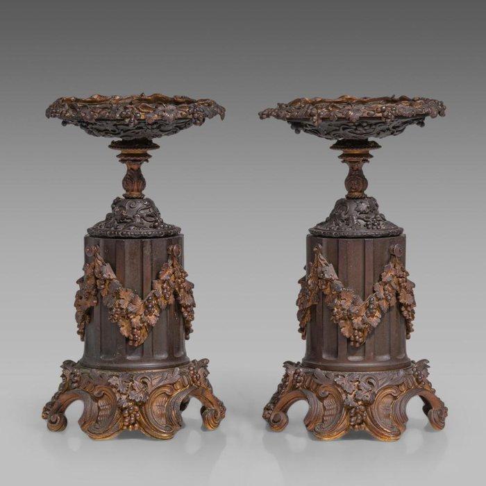 Tazza (2) - Brons - Coupes met wijnstokken decor, Antiquités & Art, Curiosités & Brocante