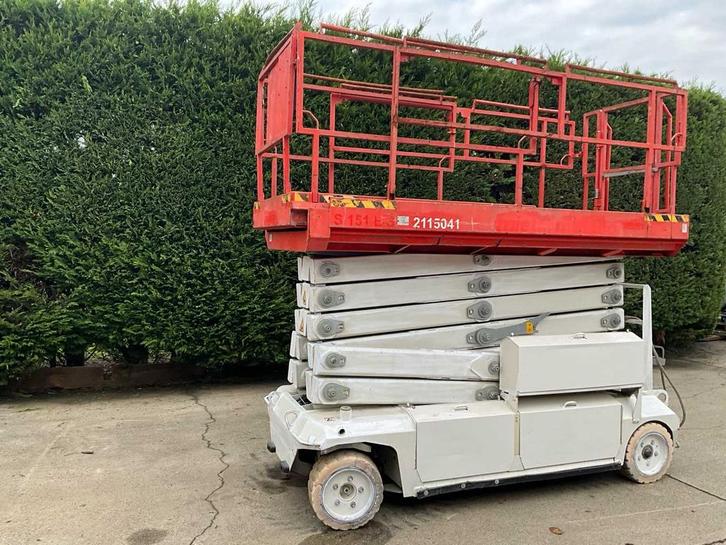 Online veiling - Genie S151 ES Hoogwerker, Zakelijke goederen, Machines en Bouw | Liften, Steigers en Ladders, Ophalen