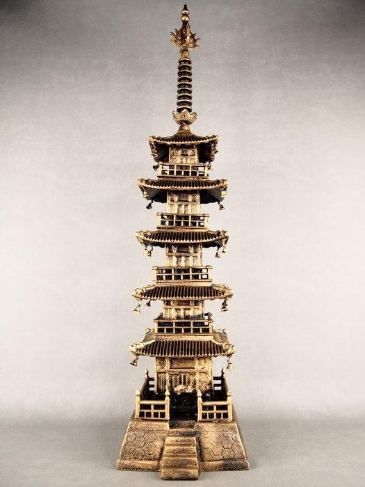 Metaal - Zeer mooi een vijfverdiepingstoren (goju-no-tou, Antiek en Kunst, Antiek | Overige Antiek