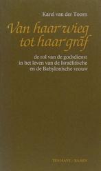 Van haar wieg tot haar graf - de rol van de godsdienst in, Boeken, Verzenden, Gelezen, Toorn