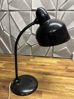 Midgard Perlux - Wolfgang Fischer - Lampe de bureau - Acier
