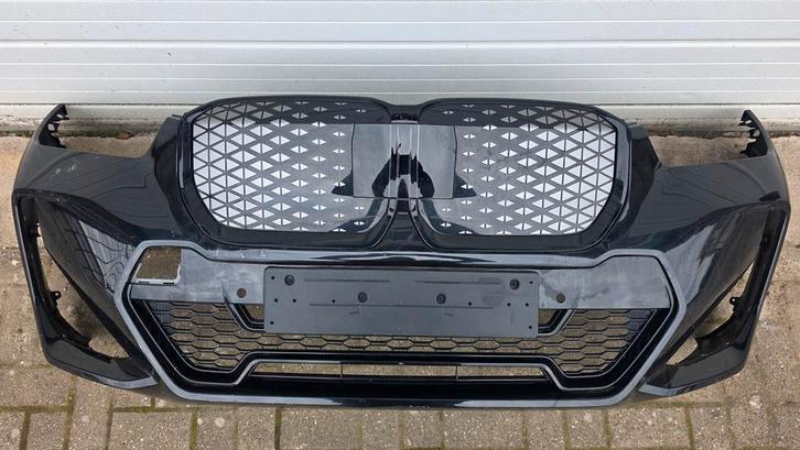 Pare-chocs av. BMW X1 U11 M-Pack 2022 -25 6xPDC 51119881907, Auto-onderdelen, Carrosserie, Ophalen