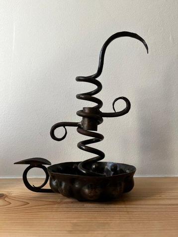 Artisanat - Chandelier Taste vin - Fer forgé - Rat de cave
