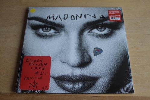 Madonna - Finally Enough Love + Memorabilia Items - 2x, Cd's en Dvd's, Vinyl Singles