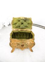 Grand coffret à bijoux ancien polychrome style Louis XV