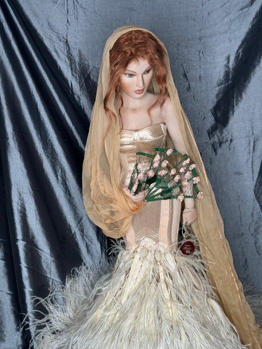 Mundia - Pop Poupée de collection Jean Paul Gaultier –, Antiek en Kunst, Antiek | Speelgoed