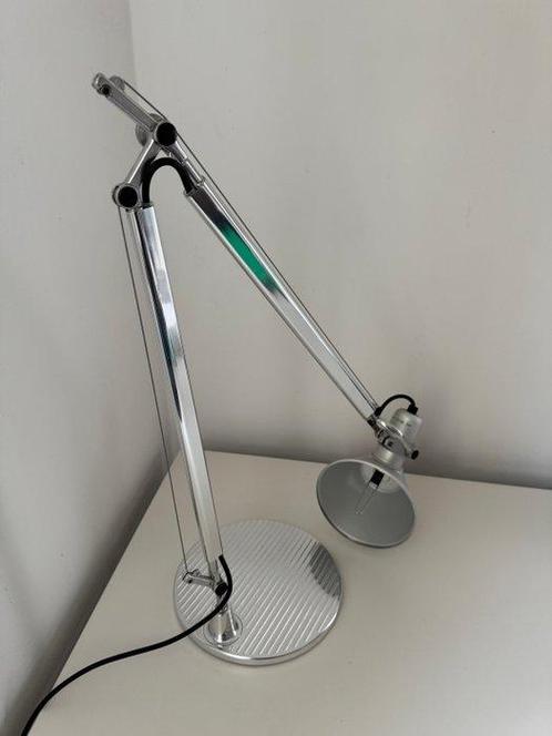 Artemide - Michele De Lucchi - Lampe de table - Aluminium, Antiek en Kunst, Antiek | Verlichting