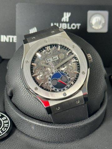 Hublot - Classic Fusion Aerofusion Full Set 45mm -, Nieuw
