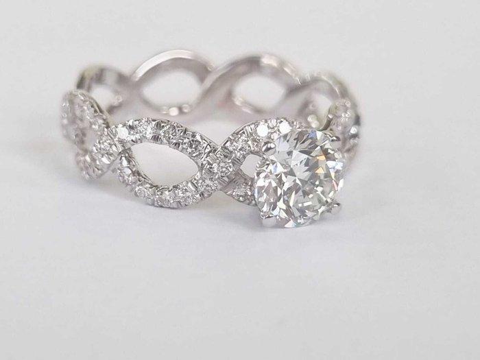 Bague de fiançailles - 18 carats Or blanc - 1.50ct. tw., Handtassen en Accessoires, Antieke sieraden