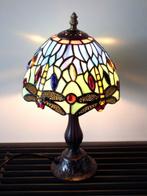 Fraaie Tiffany tafellamp kleur Blauw met groen in Art