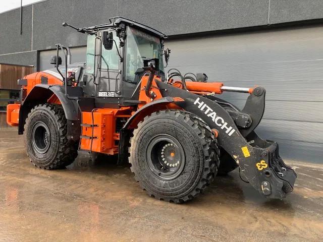 Hitachi ZW250, Zakelijke goederen, Machines en Bouw | Kranen en Graafmachines, Ophalen