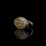 Oud-Romeins Zeeringsring met hippocampus (Zonder