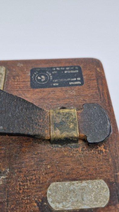 Klok - imperator toulet - Glas, Hout - 1940-1950 -, Antiek en Kunst, Curiosa en Brocante