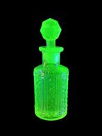 scailmont - Parfumfles - uranium glas - uraniumglas 13 cm, Antiek en Kunst