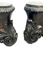 Zuilvormig houtsnijwerk, Pair of Ornate Wooden Stands - 36