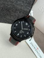 Mondaine - Helvetica No1 Bold Black Date - Zonder, Nieuw