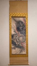 Wolkendraak  - hangende rol - Handgeschilderd op zijde -