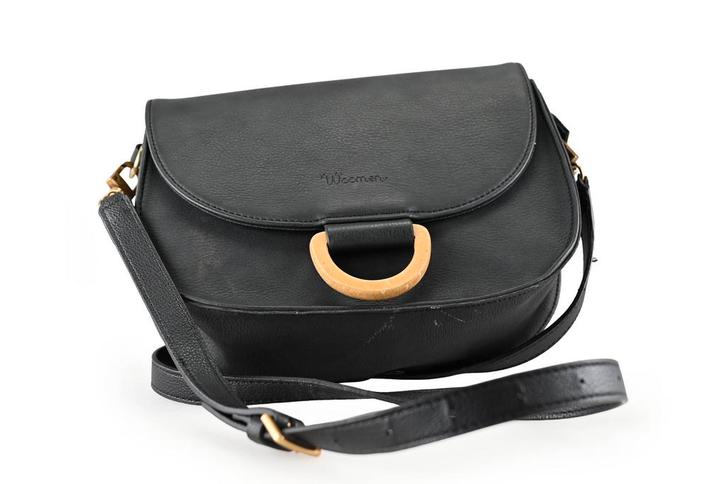 Woomen Schoudertassen in maat standaard Zwart | 5% korting, Handtassen en Accessoires, Tassen | Damestassen, Zwart, Zo goed als nieuw