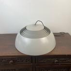 Louis Poulsen - Arne Jacobsen - Lampe à suspendre - Métal -