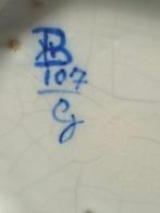 Boch Frères - Vaas - Delfts aardewerk - Vaas met Chinees