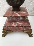 Vaas (2) - Decoratie van de open haard - Marmer,, Antiek en Kunst