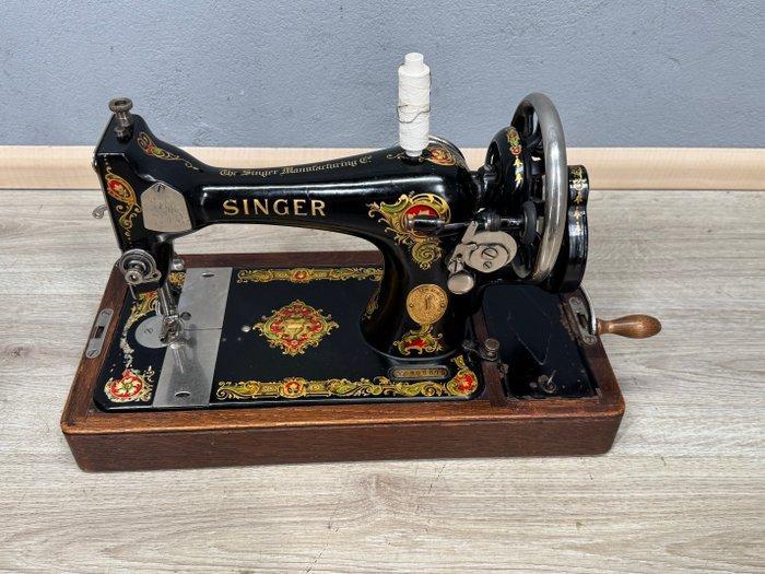 Singer 128K (1928) Naaimachine - Hout, Metaal, Antiek en Kunst, Kunst | Designobjecten