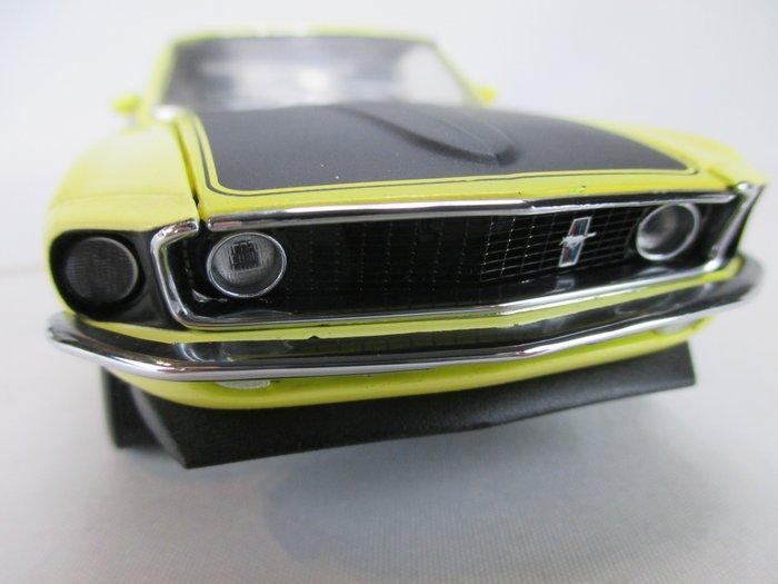 Franklin Mint 1:24 - Modelauto - Ford Mustang-Boss 302, Hobby en Vrije tijd, Modelauto's | 1:5 tot 1:12