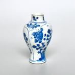 Vase balustre - Porcelaine - Chine - Kangxi (1662–1722), Antiek en Kunst