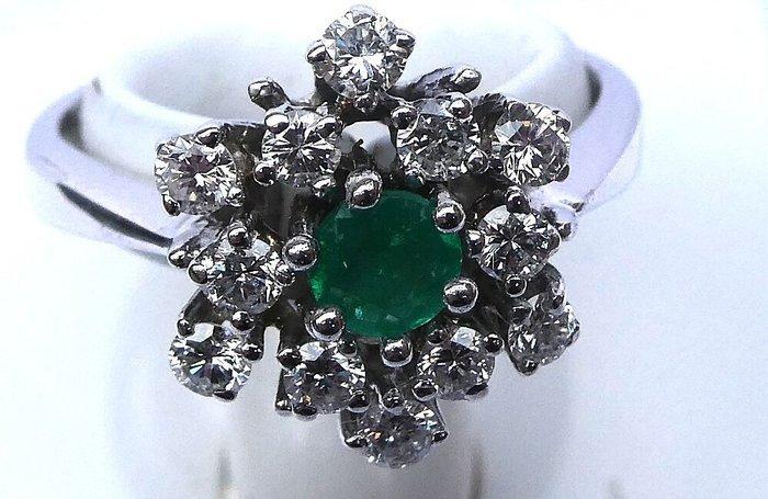 Bucherer - Ring - 18 karaat Witgoud Smaragd - Diamant -, Handtassen en Accessoires, Ringen