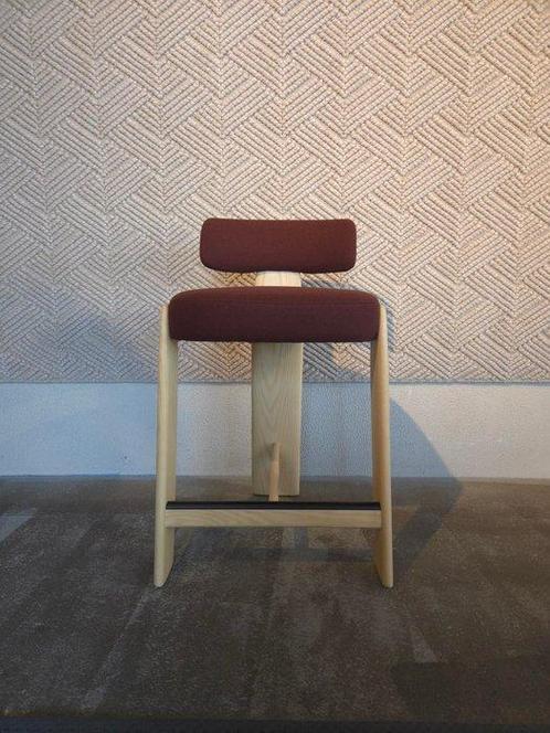 Andreu World - Patricia Urquiola - Kruk (4) - Andreu World, Antiek en Kunst, Kunst | Designobjecten