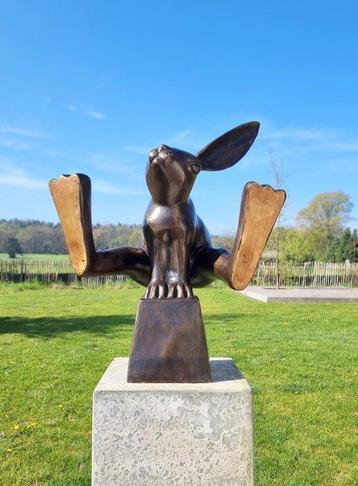 sculptuur, Jumping Hare - 52 cm - Brons