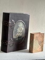 Kist (2) - Maritiem - Hout, fluweel, metaal en diverse