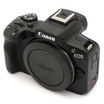 Canon EOS R50 Body zwart met nog maar 1.000 clicks!