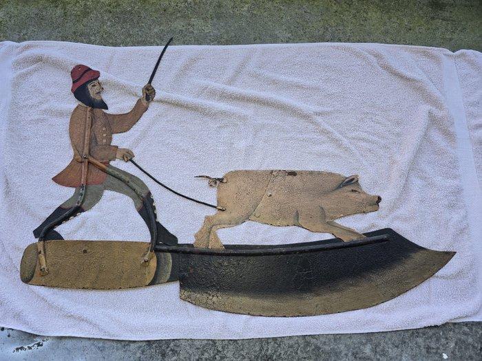 Man met varken op slee - Reclamebord - Wit metaal, Antiek en Kunst, Curiosa en Brocante