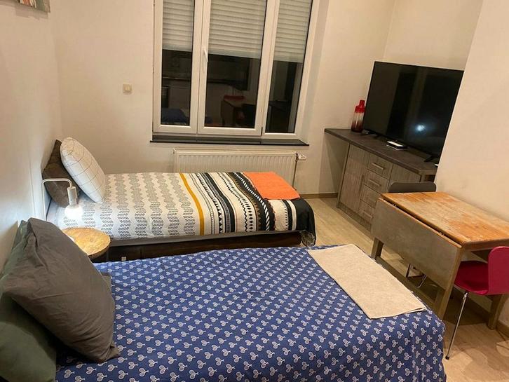 Appartement aan Rue du Croissant, Forest, Immo, Appartements & Studios à louer