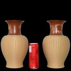 Vase (2) - Œuvres dart de la Grande Dynastie Tang -