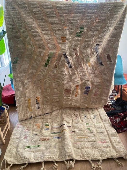 Tapijt - 260 cm - 150 cm - Handgemaakt Berbers tapijt, Huis en Inrichting, Stoffering | Tapijten en Vloerkleden