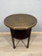 Amsterdamse School rokerstafel met decoratief koperen blad -