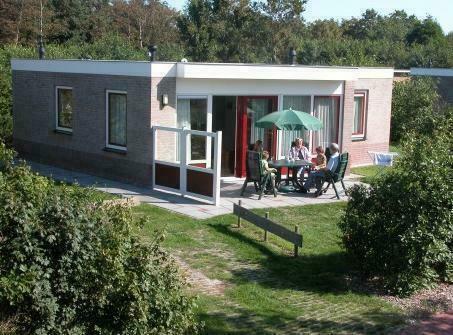 Schitterend huisje op Texel in de bossen. Erg goedkoop!, Vacances, Maisons de vacances | Autres pays