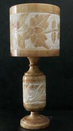 Lamp - Albast - Gebeeldhouwd monumentaal